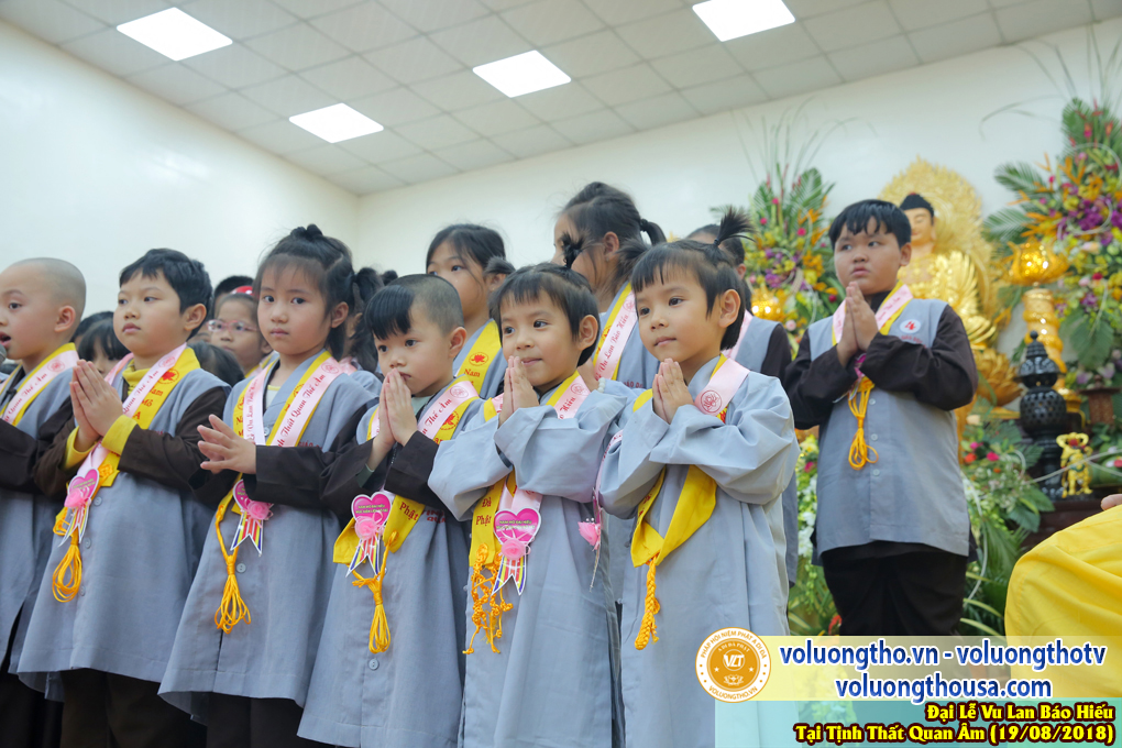 hinh-anh-vu-lan-ngay-19-8-2018-chua-quan-the-am-duc-trong-lam-dong-43.jpg