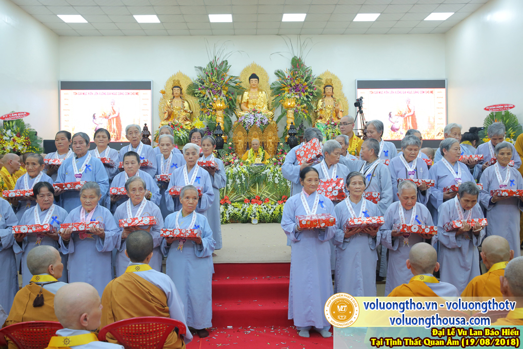 hinh-anh-vu-lan-ngay-19-8-2018-chua-quan-the-am-duc-trong-lam-dong-45.jpg