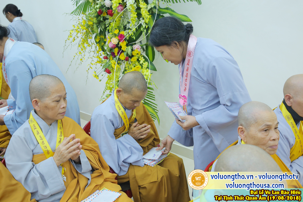 hinh-anh-vu-lan-ngay-19-8-2018-chua-quan-the-am-duc-trong-lam-dong-51.jpg