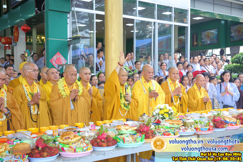 hinh-anh-vu-lan-ngay-19-8-2018-chua-quan-the-am-duc-trong-lam-dong-70.jpg