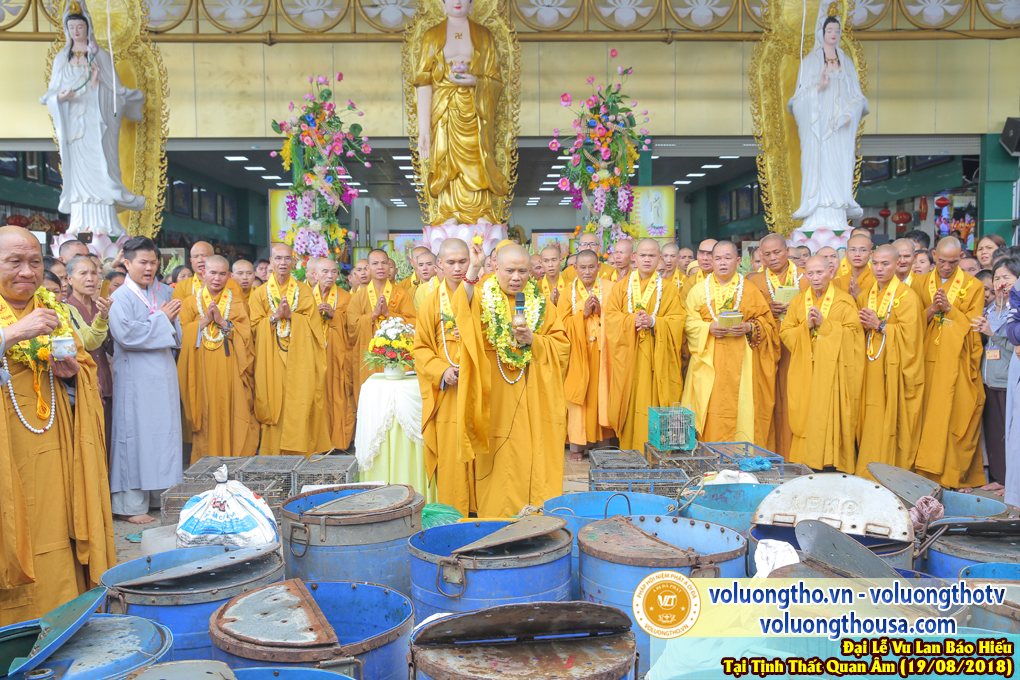 hinh-anh-vu-lan-ngay-19-8-2018-chua-quan-the-am-duc-trong-lam-dong-72.jpg
