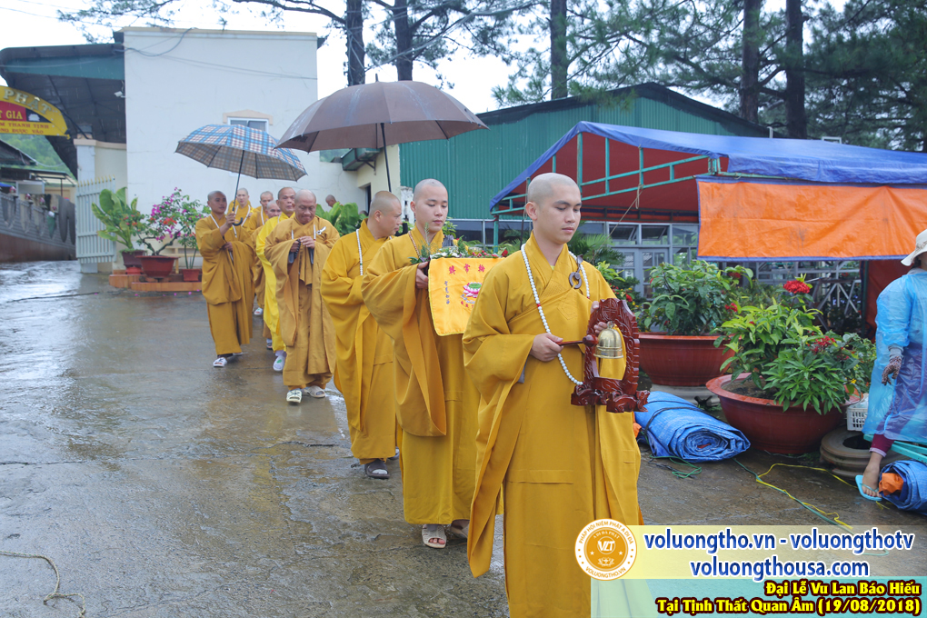 hinh-anh-vu-lan-ngay-19-8-2018-chua-quan-the-am-duc-trong-lam-dong-76.jpg