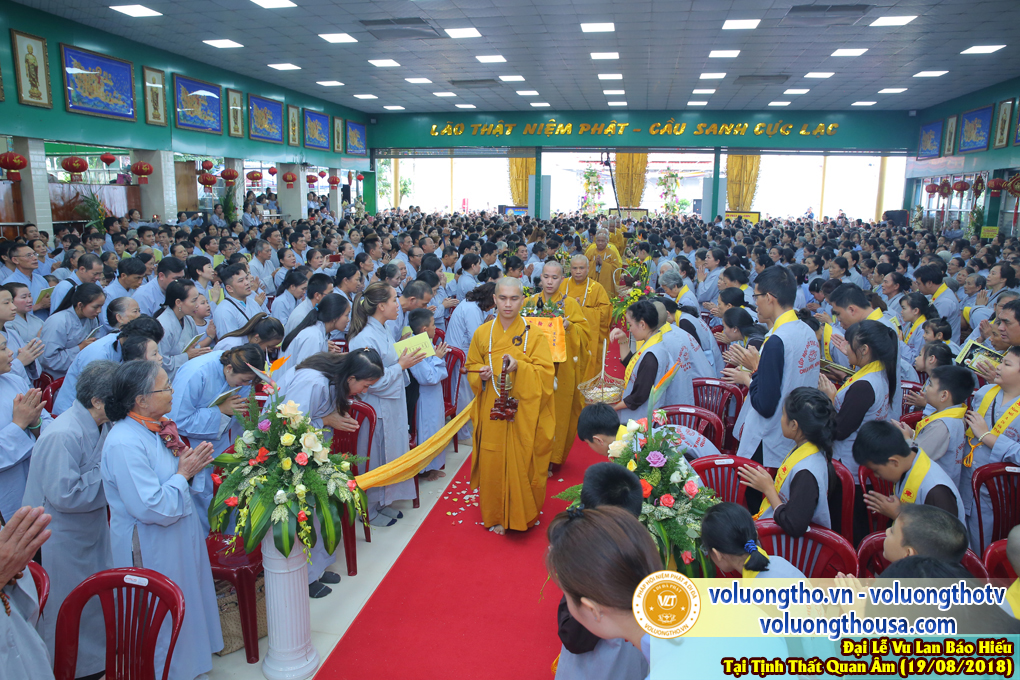 hinh-anh-vu-lan-ngay-19-8-2018-chua-quan-the-am-duc-trong-lam-dong-85.jpg
