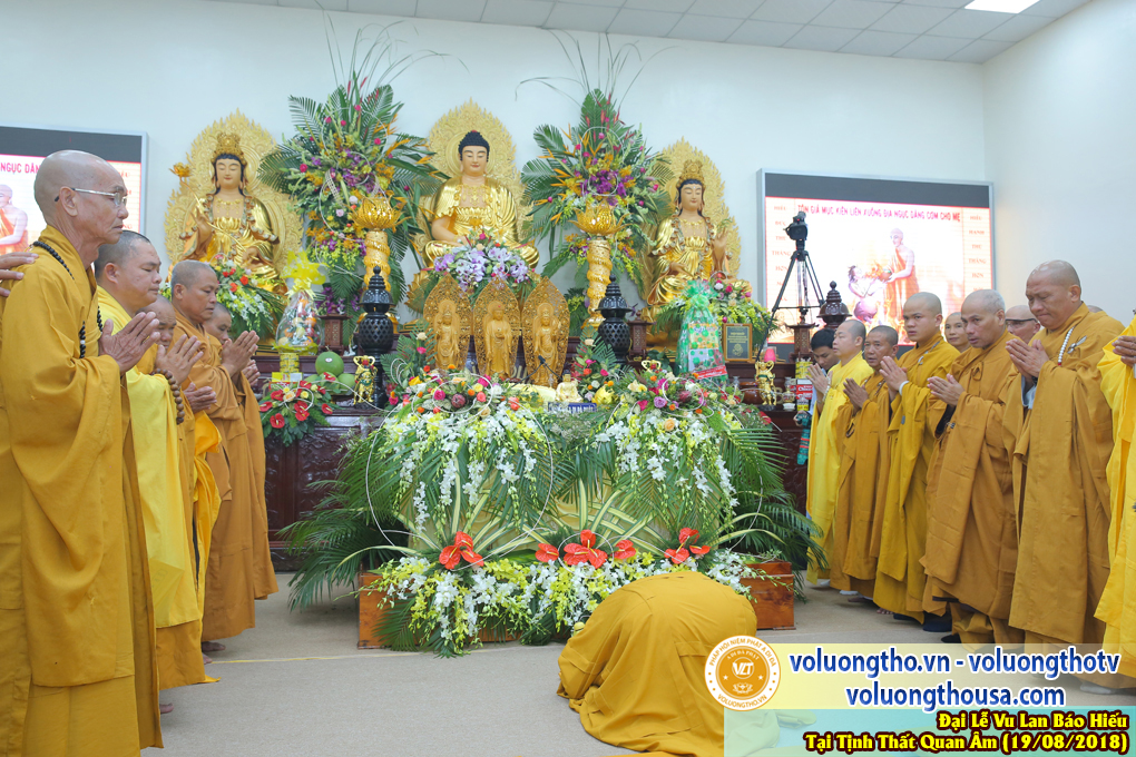 hinh-anh-vu-lan-ngay-19-8-2018-chua-quan-the-am-duc-trong-lam-dong-89.jpg
