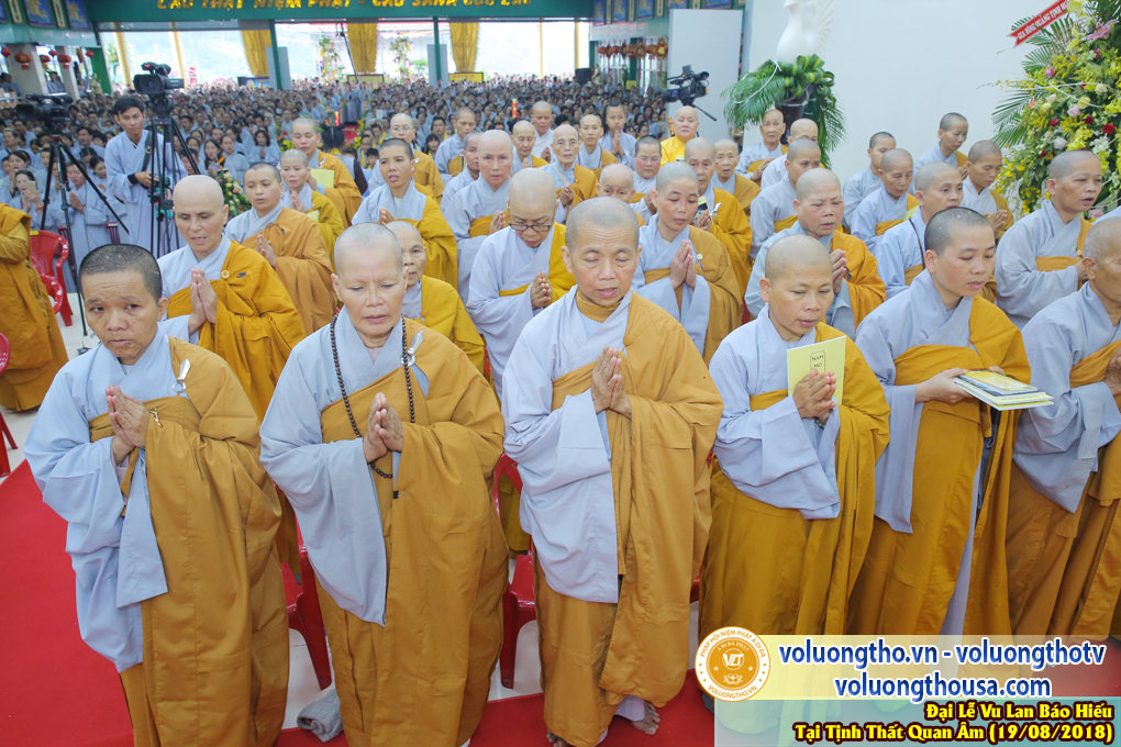hinh-anh-vu-lan-ngay-19-8-2018-chua-quan-the-am-duc-trong-lam-dong-96.jpg