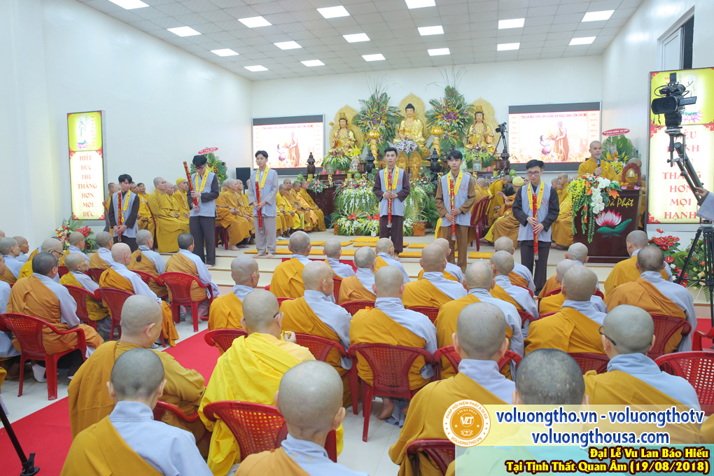 hinh-anh-vu-lan-ngay-19-8-2018-chua-quan-the-am-duc-trong-lam-dong-97.jpg