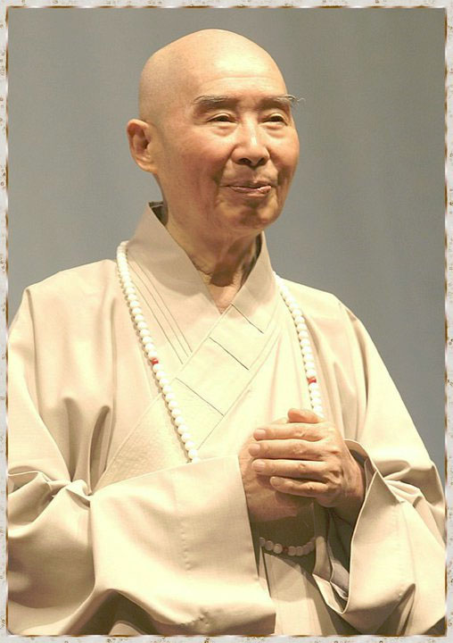 hoa-thuong-tinh-khong-chua-quan-the-am-duc-trong-lam-dong-5.jpg