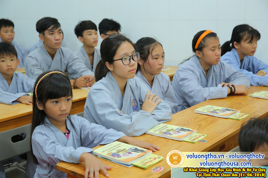 khai-giang-lop-hoc-giao-duc-gia-dinh-va-de-tu-quy-tai-chua-quan-the-am-ngay-21-6-2018-chua-quan-the-am-duc-trong-lam-dong-15.jpg