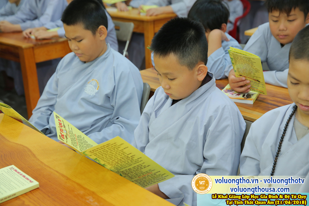 khai-giang-lop-hoc-giao-duc-gia-dinh-va-de-tu-quy-tai-chua-quan-the-am-ngay-21-6-2018-chua-quan-the-am-duc-trong-lam-dong-24.jpg
