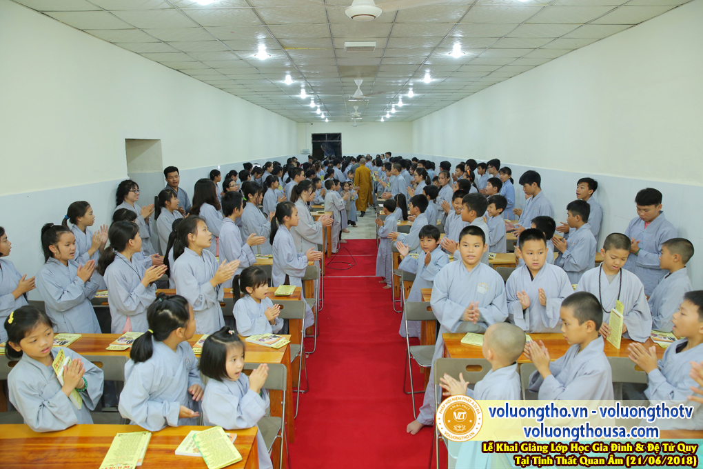 khai-giang-lop-hoc-giao-duc-gia-dinh-va-de-tu-quy-tai-chua-quan-the-am-ngay-21-6-2018-chua-quan-the-am-duc-trong-lam-dong-28.jpg