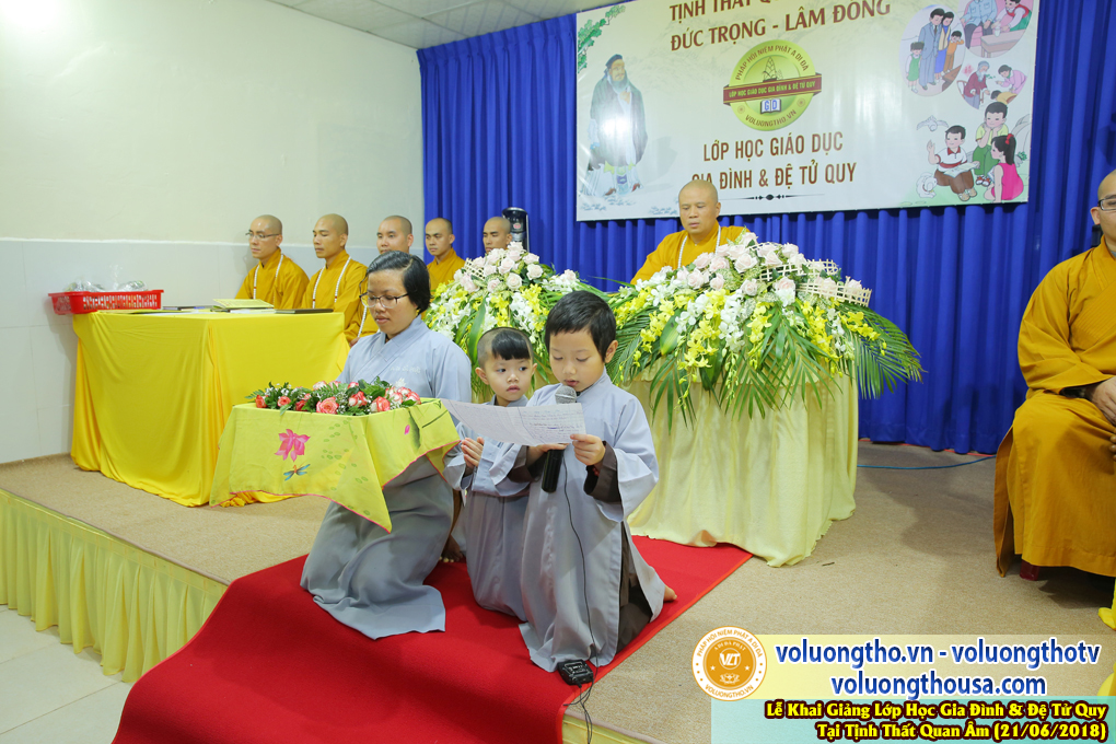 khai-giang-lop-hoc-giao-duc-gia-dinh-va-de-tu-quy-tai-chua-quan-the-am-ngay-21-6-2018-chua-quan-the-am-duc-trong-lam-dong-29.jpg