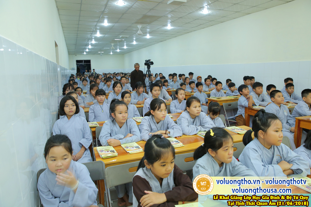 khai-giang-lop-hoc-giao-duc-gia-dinh-va-de-tu-quy-tai-chua-quan-the-am-ngay-21-6-2018-chua-quan-the-am-duc-trong-lam-dong-3.jpg