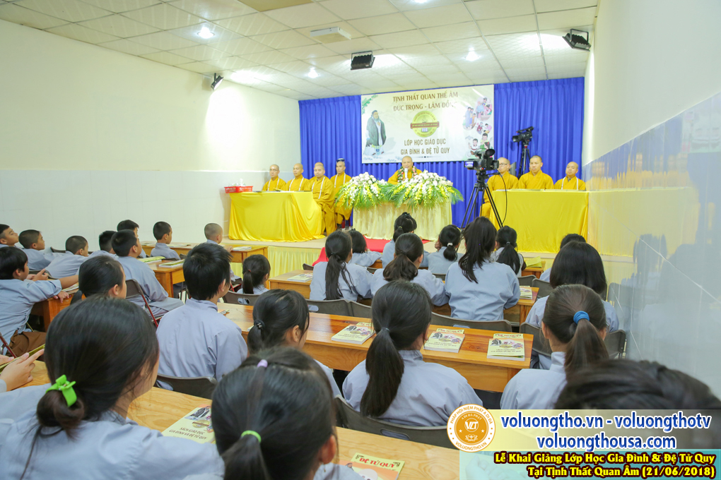 khai-giang-lop-hoc-giao-duc-gia-dinh-va-de-tu-quy-tai-chua-quan-the-am-ngay-21-6-2018-chua-quan-the-am-duc-trong-lam-dong-5.jpg