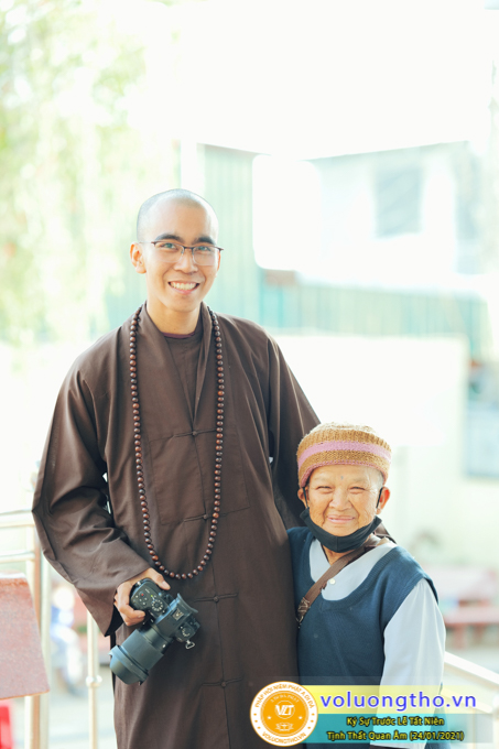 ky-su-truoc-le-tat-nien-ngay-30-01-2021-chua-quan-the-am-duc-trong-lam-dong-34.jpg