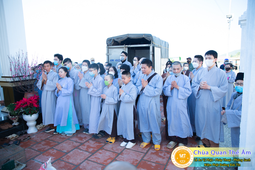 le-an-vi-phat-phap-thoai-phong-sanh-tai-niem-phat-duong-duc-tin-chua-quan-the-am-duc-trong-lam-dong-15.jpg