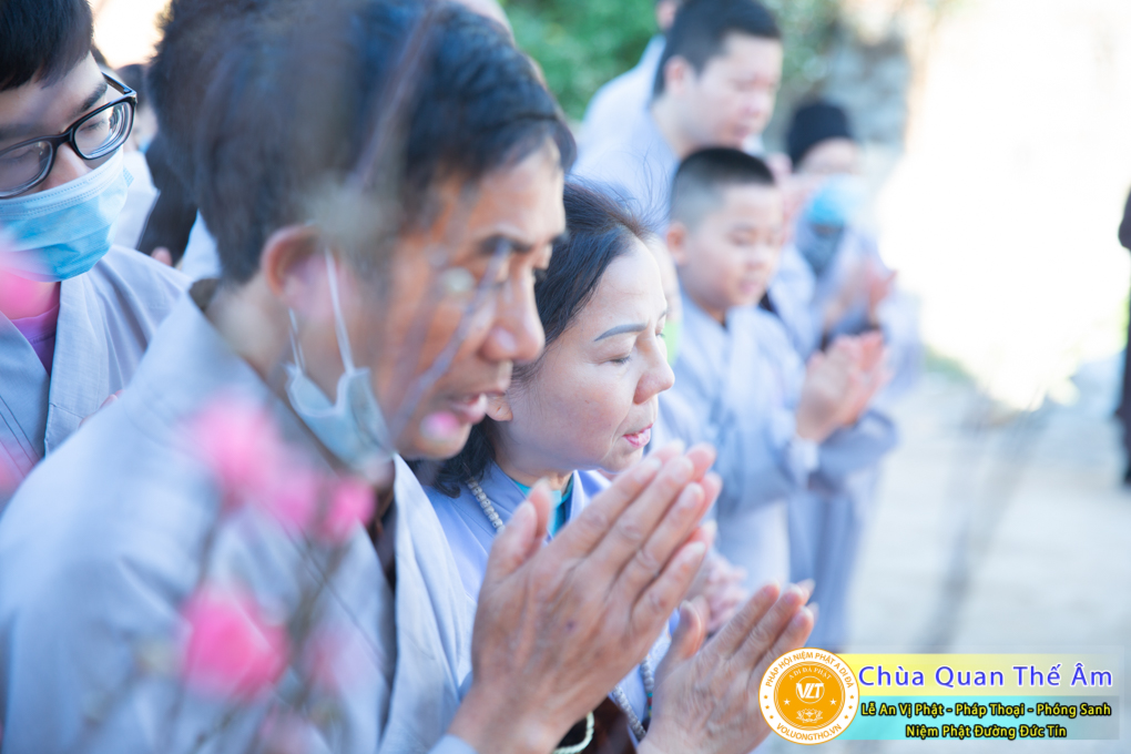 le-an-vi-phat-phap-thoai-phong-sanh-tai-niem-phat-duong-duc-tin-chua-quan-the-am-duc-trong-lam-dong-16.jpg