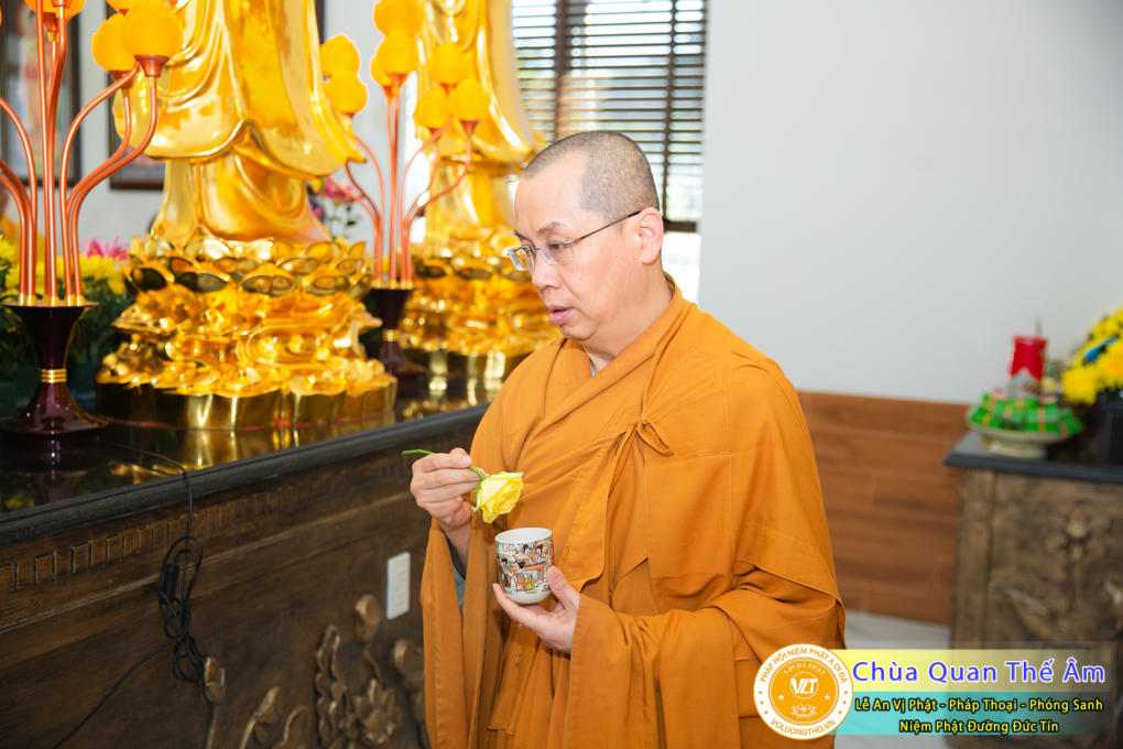 le-an-vi-phat-phap-thoai-phong-sanh-tai-niem-phat-duong-duc-tin-chua-quan-the-am-duc-trong-lam-dong-37.jpg