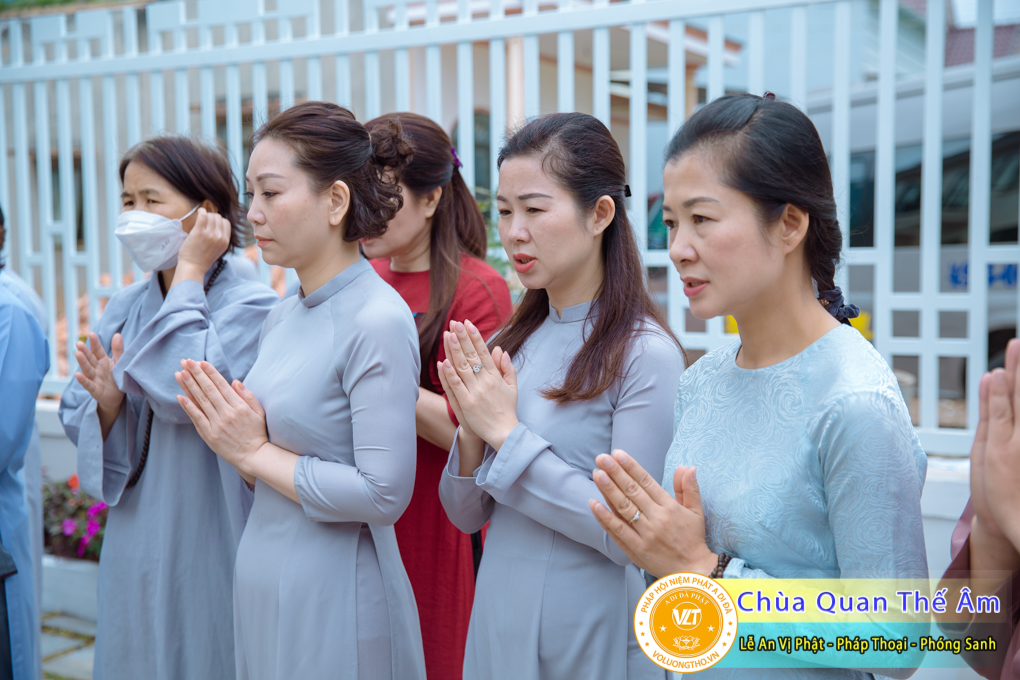 le-an-vi-phat-phong-sanh-phap-thoai-tai-tinh-that-thien-hanh-ngay-19-12-2021-chua-quan-the-am-duc-trong-lam-dong-7.jpg