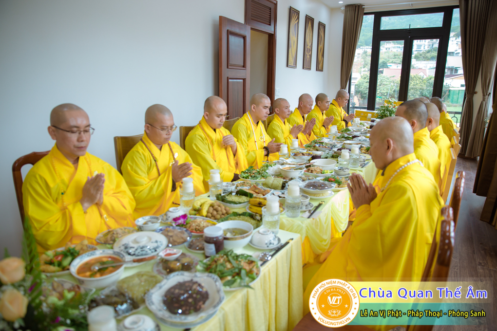 le-an-vi-phat-phong-sanh-phap-thoai-tai-tinh-that-thien-hanh-ngay-19-12-2021-chua-quan-the-am-duc-trong-lam-dong-73.jpg