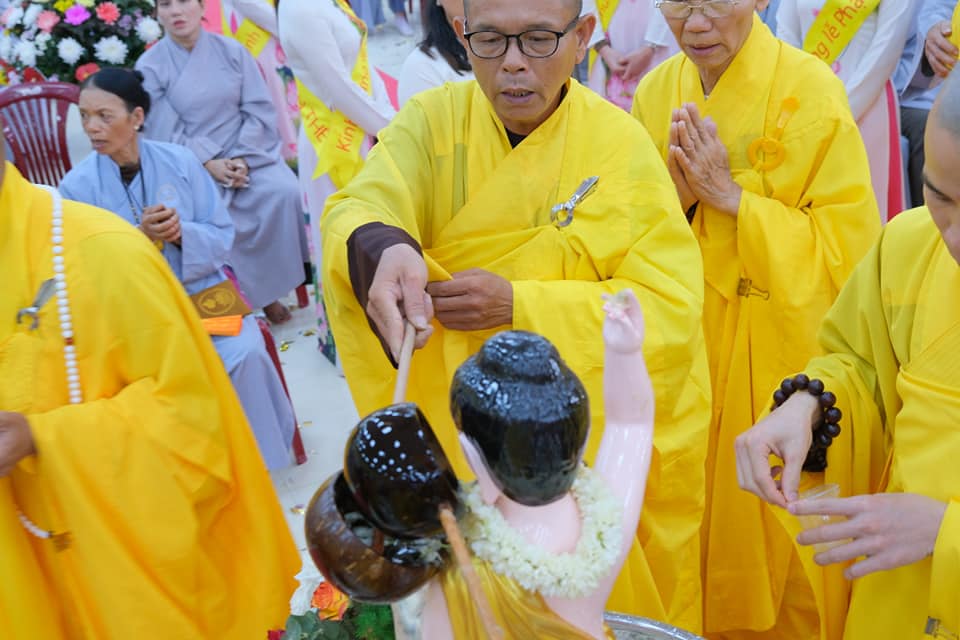 le-tam-phat-phat-dan-2024-chua-quan-the-am-chua-quan-the-am-duc-trong-lam-dong-6.jpg