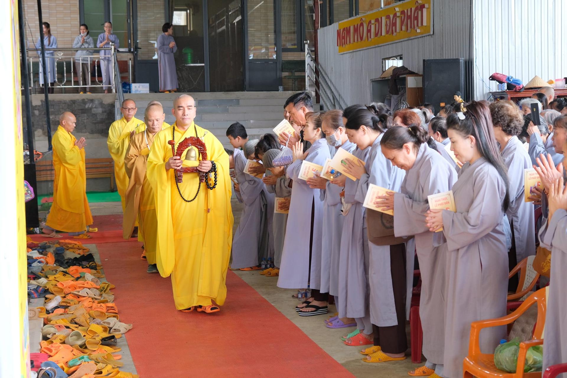 le-tam-phat-phat-dan-2024-chua-quan-the-am-chua-quan-the-am-duc-trong-lam-dong-74.jpg