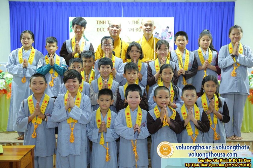 lop-hoc-giao-duc-gia-dinh-va-de-tu-quy-ngay-12-7-2018-chua-quan-the-am-duc-trong-lam-dong-33.jpg