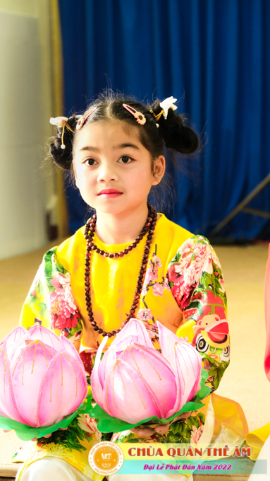 nhung-hinh-anh-phat-dan-2022-chua-quan-the-am-duc-trong-lam-dong-21.jpg