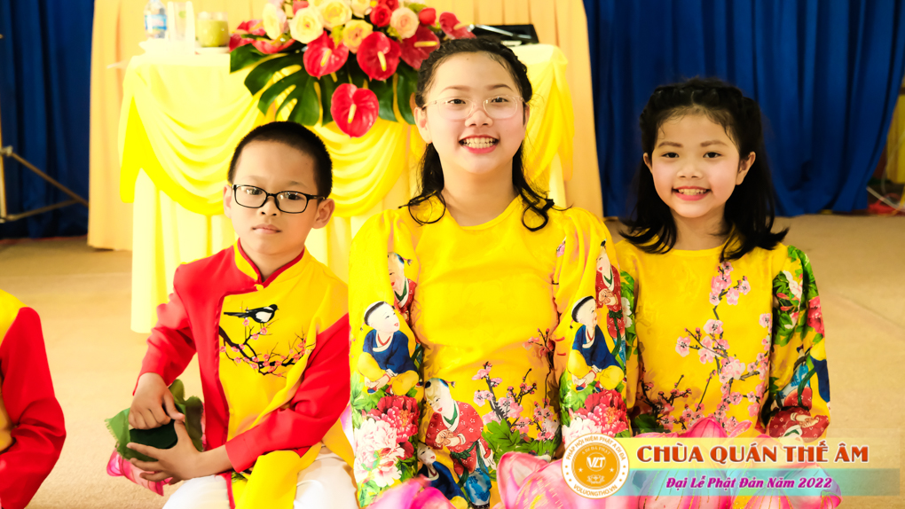 nhung-hinh-anh-phat-dan-2022-chua-quan-the-am-duc-trong-lam-dong-22.jpg