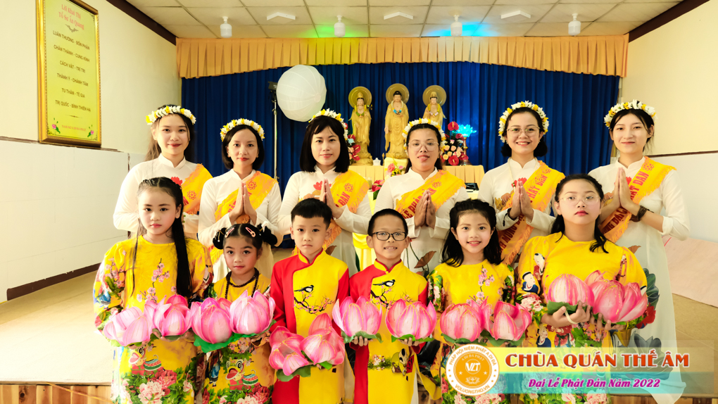 nhung-hinh-anh-phat-dan-2022-chua-quan-the-am-duc-trong-lam-dong-23.jpg