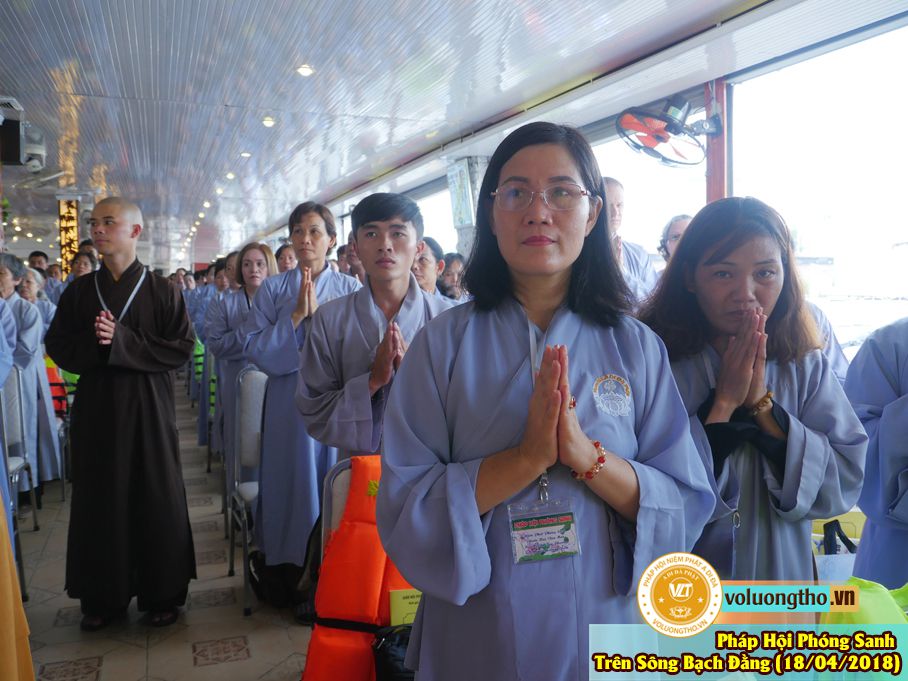 phap-hoi-phong-sanh-tren-song-bach-dang-ngay-18-04-2018-chua-quan-the-am-duc-trong-lam-dong-11.jpg