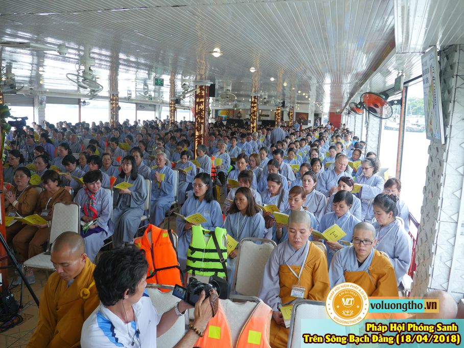 phap-hoi-phong-sanh-tren-song-bach-dang-ngay-18-04-2018-chua-quan-the-am-duc-trong-lam-dong-36.jpg