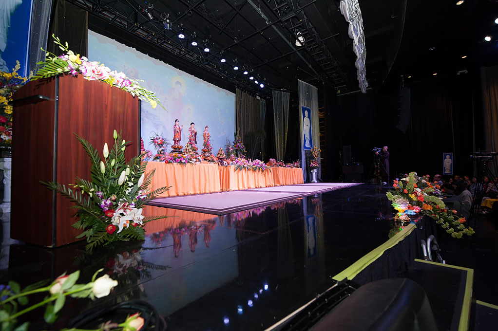 phap-hoi-tai-california-chua-quan-the-am-duc-trong-lam-dong-1.jpg