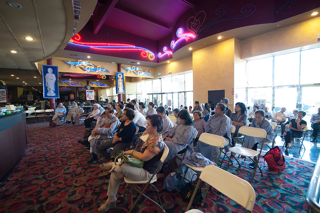 phap-hoi-tai-california-chua-quan-the-am-duc-trong-lam-dong-5.jpg