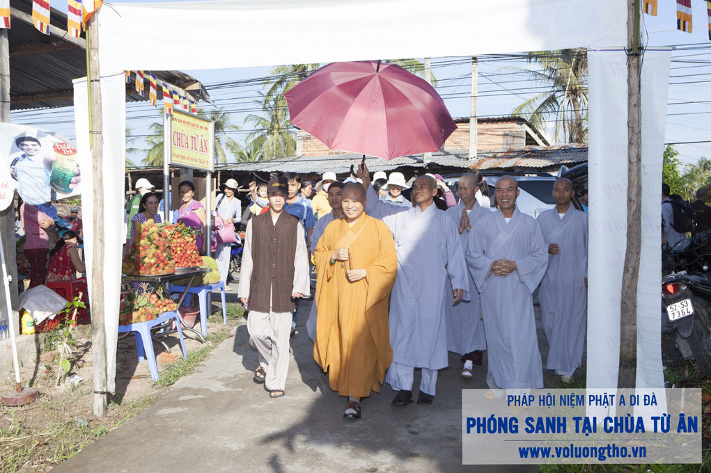 to-chuc-phong-sanh-tai-chua-tu-an-tien-giang-chua-quan-the-am-duc-trong-lam-dong-16.jpg