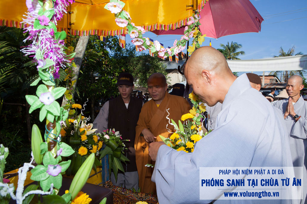 to-chuc-phong-sanh-tai-chua-tu-an-tien-giang-chua-quan-the-am-duc-trong-lam-dong-18.jpg