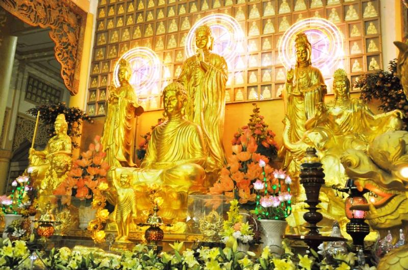 via-quan-am-ngay-19-02-nam-quy-ty-tai-chua-dai-tong-lam-brvt-chua-quan-the-am-duc-trong-lam-dong-26.jpg