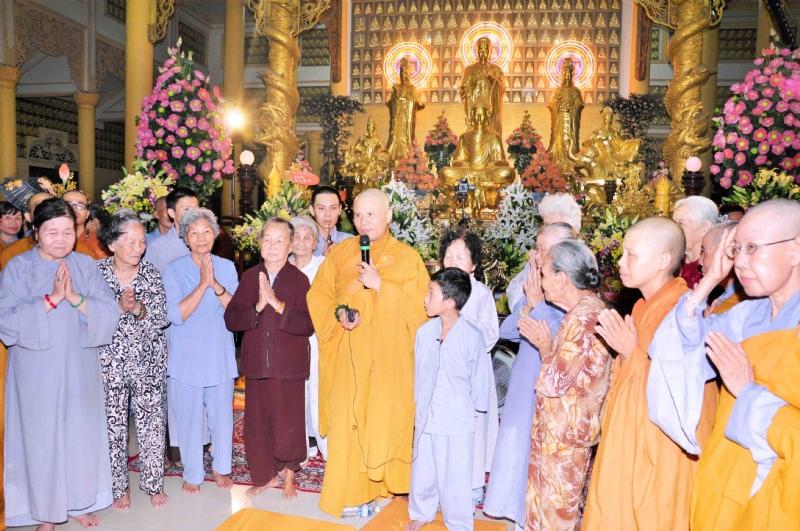 via-quan-am-ngay-19-02-nam-quy-ty-tai-chua-dai-tong-lam-brvt-chua-quan-the-am-duc-trong-lam-dong-28.jpg