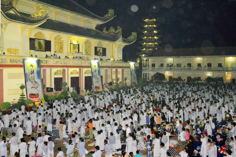 via-quan-am-ngay-19-02-nam-quy-ty-tai-chua-dai-tong-lam-brvt-chua-quan-the-am-duc-trong-lam-dong-32.jpg