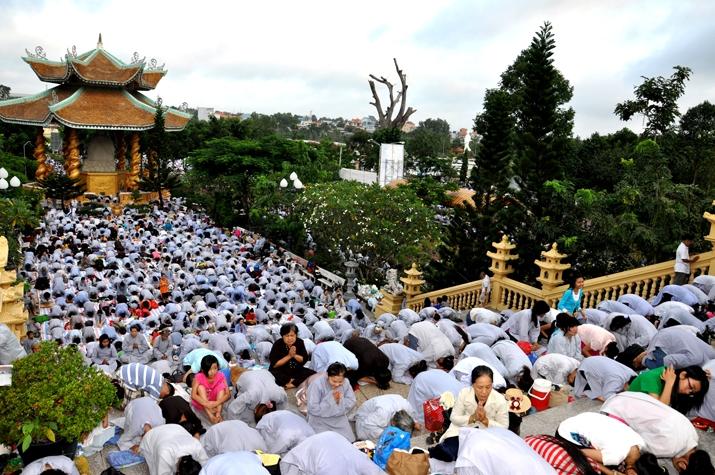 Vía Quan Âm Ngày 19 - 06 - 2012 Tại Chùa Đại Tòng Lâm - BRVT