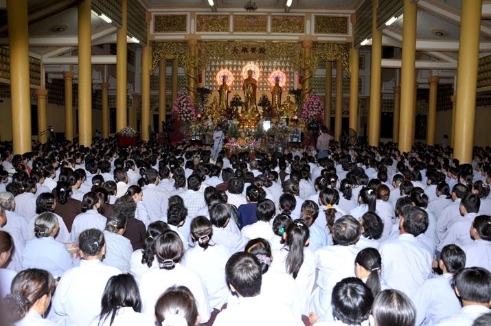 via-quan-am-ngay-19-06-2012-tai-chua-dai-tong-lam-brvt-chua-quan-the-am-duc-trong-lam-dong-21.jpg